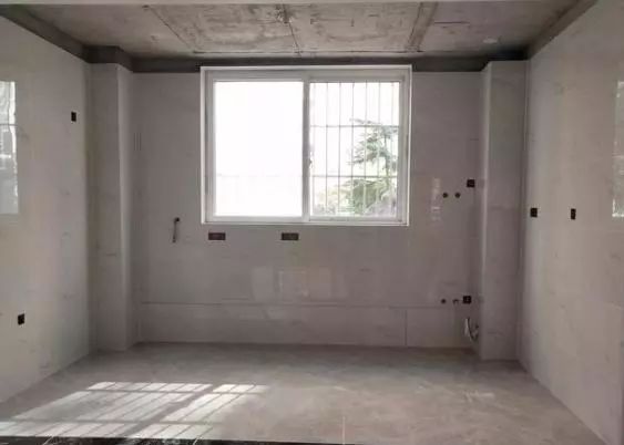 白色瓷砖搭配什么颜色的美缝剂比较好? 1白色瓷砖搭配什么颜色的美缝剂比较好?