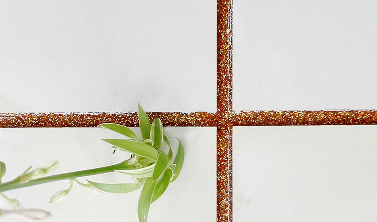 安装了地暖可以用瓷砖美缝剂吗 安装了地暖可以用瓷砖美缝剂吗