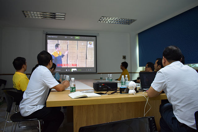 碧桂园领导、专家莅临德国CUALI凯发k8国际首页登录指导工作 碧桂园领导、专家莅临德国CUALI凯发k8国际首页登录指导工作